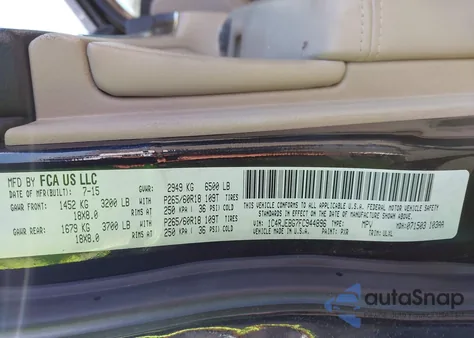 2015 Jeep Grand Cherokee Limited z USA, uszkodzony, nr VIN 1C4RJEBG7FC944896